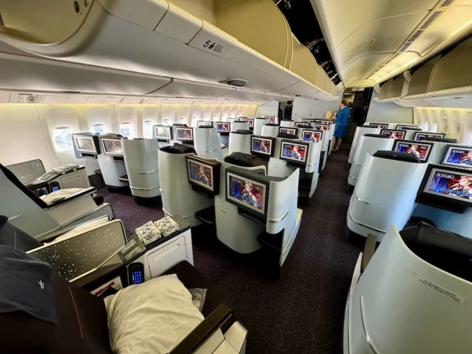 Business Class Flights from London to Peru: Airlines, Prices and Routes